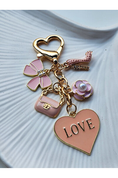 GIHANDMADE Çanta Süsü Pudra Aşkı Fiyonk Topuklu Ayakkabı İnci Çiçek Ve Love Kalpli Zarif Şık Aksesuar