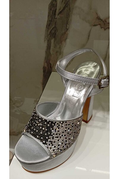 EREN SHOES BAG حذاء سهرة بحزام الكاحل ونعل من حجر PLATO