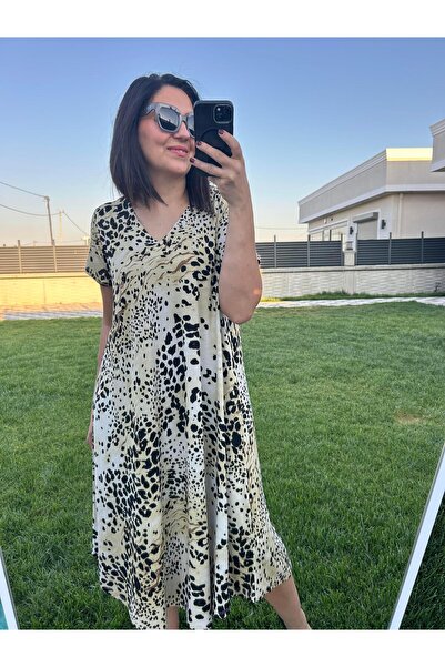 charamela Plus Size V-Neck Knitted Dress -Bge110