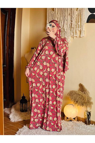 Genrics Wide and comfortable prayer and reception cloak, available in one size, suitable for weights from 70 to 120 kg