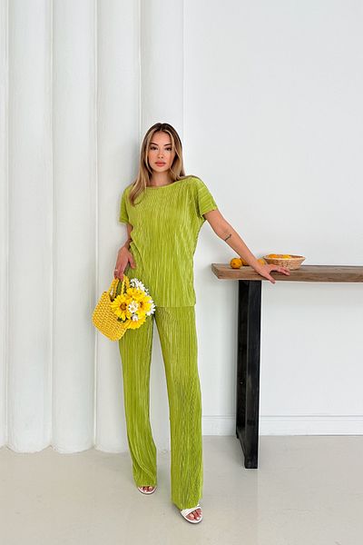 MİROR Women's Pistachio Green Bat Sleeve Pleated Pocket Detailed Casual Suit