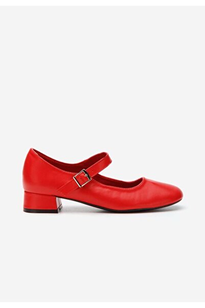 B T Shoes Stephine red low-heeled shoes