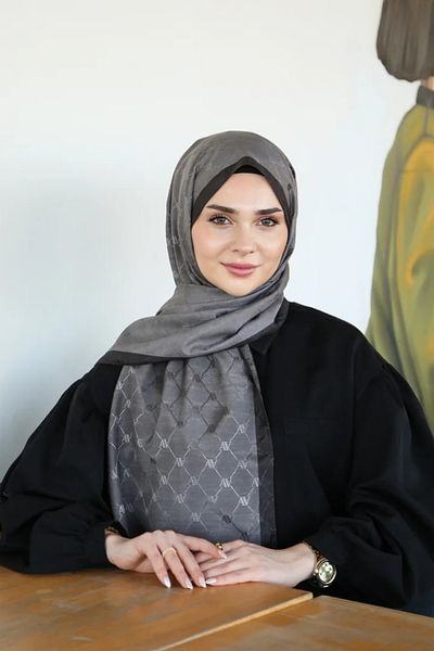 Armine Trend Monogram Shawl 2
