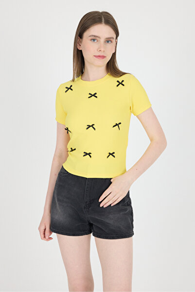 Rays Tricou Crop cu detaliu panglică galbenă 2202