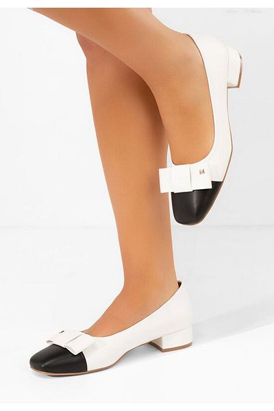 B T Shoes White Wuga low-heeled shoes