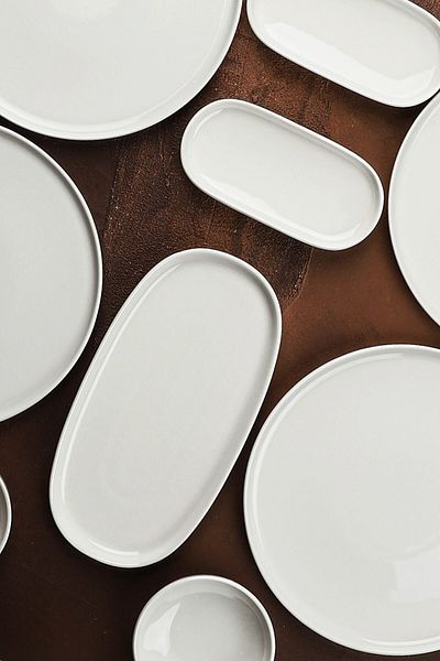 Manaferra Luvia 6-Person 14-Piece Plain Porcelain Breakfast Set & Breakfast Set White