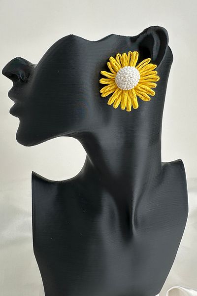 Modex Bohemian Style Bead Detail Daisy Flower Earrings (5cm)