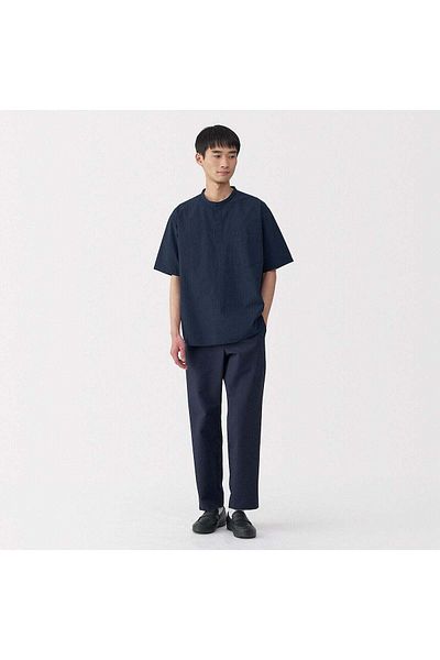 Muji تي شيرت بأكمام قصيرة ورقبة هنلي منسوجة بتصميم رائع الملمس