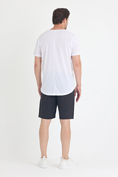 THE ONE Ανδρικό μπλουζάκι με λαιμόκοψη σε σχήμα V από βισκόζη οβάλ κοπής Basic T-Shirt