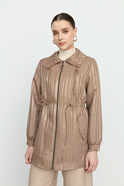 Nihan Taşlı Parlak Ceket Vizon