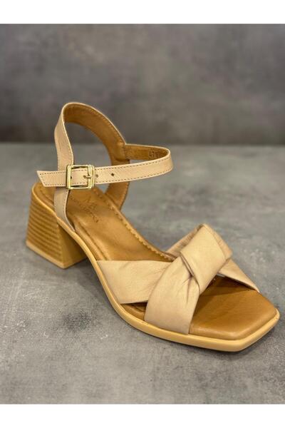 Moda Arena صندل بكعب مصنوع يدويًا من الجلد الطبيعي