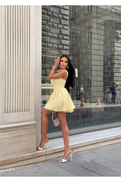 Genel Markalar Kadın Dantel Detaylı Arka Kuşgözlü Elbise