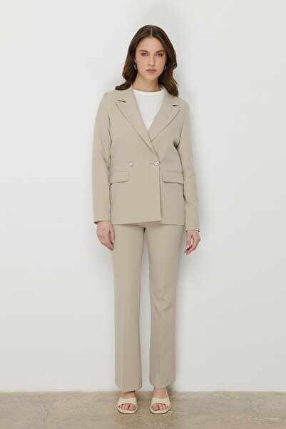 Nihan Kırlangıç Yaka Kruvaze Ceket Taş