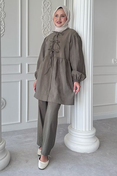 InStyle Knotted Shabby Khaki Suit