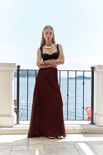BOHEMAİ Eubah Wrinkled Long Burgundy Satin Skirt