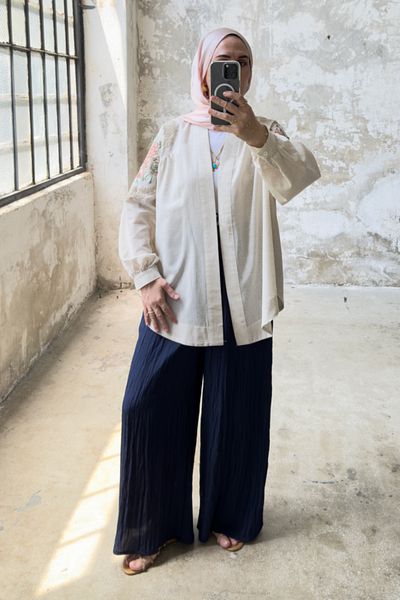 Hatun Atila Λεπτομερές λινό παλτό Oversize με κέντημα λουλουδιών 8823 - Μπεζ