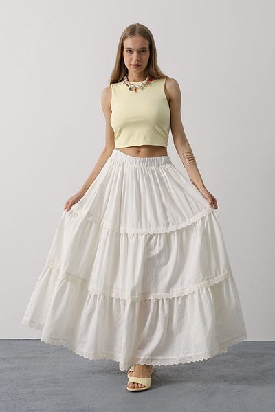 suphias Lace Detailed Skirt