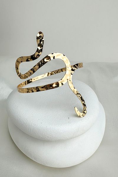 Modex Gold Color Cobra Snake Detail Arm Accessory (Diameter: 9cm)