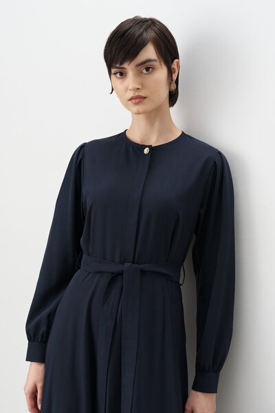 Nihan Düğmeli Kuşaklı Viskon Elbise Lacivert