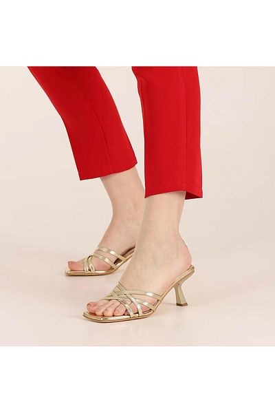 BAYRAMOĞLU KUNDURA Byk Cross Tape Heel Slippers