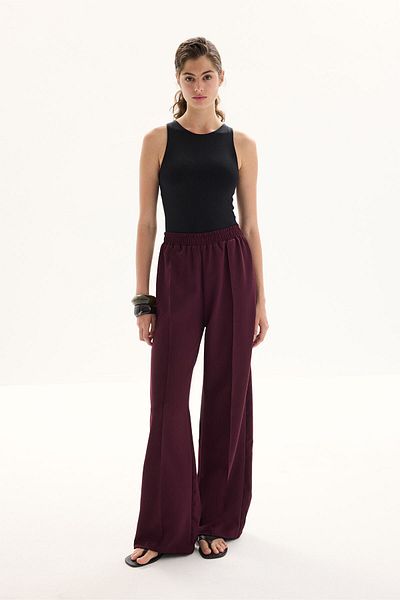 Hooopstore Ribbed Burgundy Crepe Trousers
