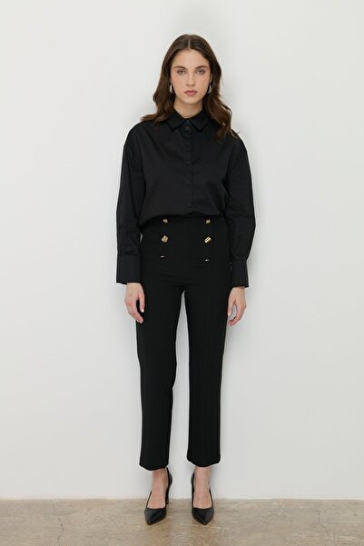 Nihan Düğme Detaylı Boru Paça Pantolon Siyah