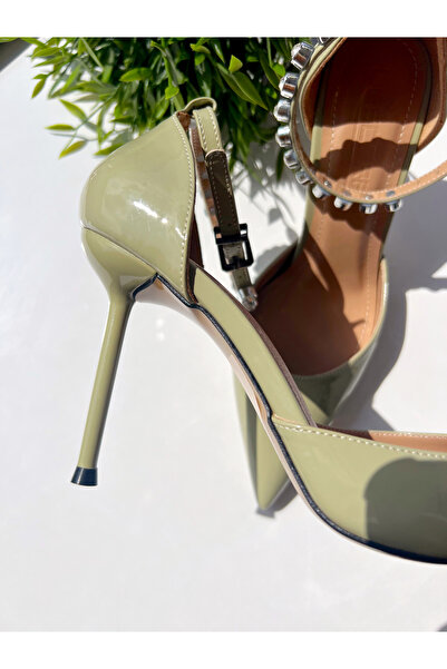 labor Selection Stoned Pointed Toe Patent Leather Stiletto 10 cm Heel