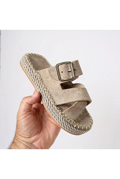 krm dünya ürünleri Live Elegance and Comfort Step by Step!" 2025 Summer Most Popular Slippers