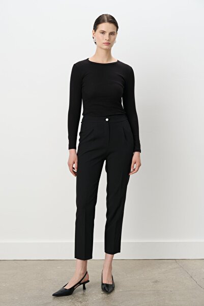 Nihan Beli Lastikli Havuç Pantolon Siyah