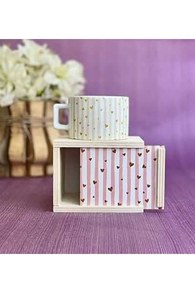Mu Art Ahşap كوب Giftmoda بتصميم قلب ذهبي لامع