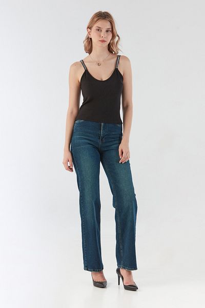 Fulla Moda Μπλούζα με λαιμόκοψη V με λουράκια και λεπτομέρεια από πέτρα