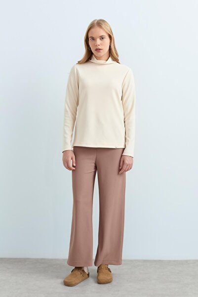 Nihan Beli Lastikli Bol Paça Örme Pantolon Vizon