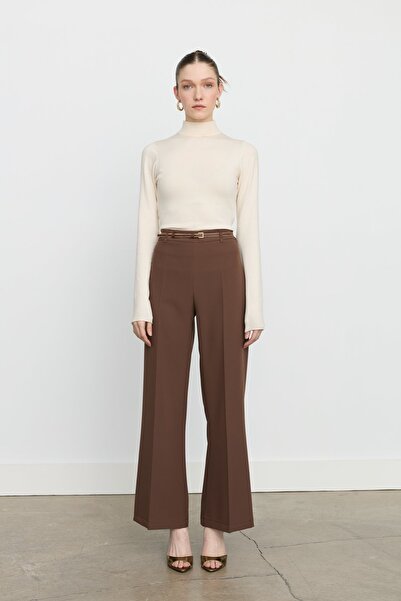 Nihan Beli İnce Kemerli Düz Paça Pantolon Kahve