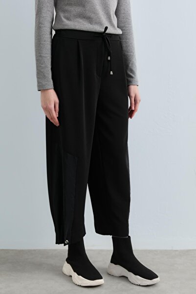 Nihan Paçası Büzgülü Pantolon Siyah