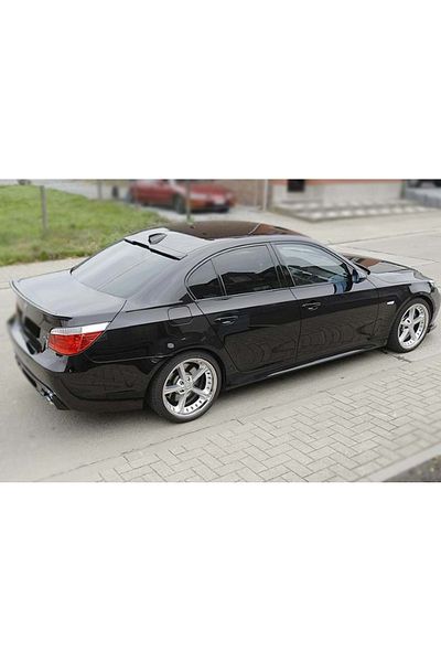 CED AUTO TRADE Eleron Luneta compatibil cu BMW E60 seria 5 2003-2010, Negru lucios