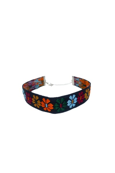SYAZE Colorful Floral Patterned Fabric Choker and Bracelet Set – Black Background