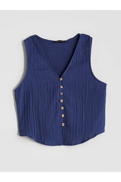 LC Waikiki Bluse aus strukturiertem Musselin mit V-Ausschnitt