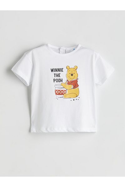 LC Waikiki Winnie the Pooh Printed Boys' T-Shirt and Shorts 2-Piece Set