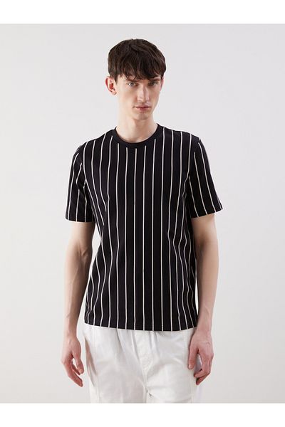 LC Waikiki Gestreiftes Herren-T-Shirt mit Rundhalsausschnitt