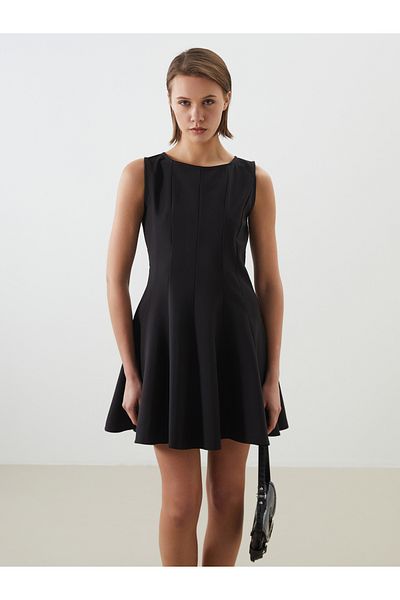 LC Waikiki Γυναικείο φόρεμα LCW Comfort μαύρο με λαιμόκοψη