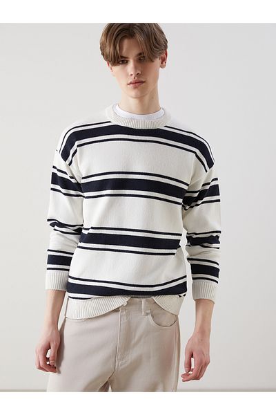 LC Waikiki Crew Neck Striped Men's Knitwear Sweater