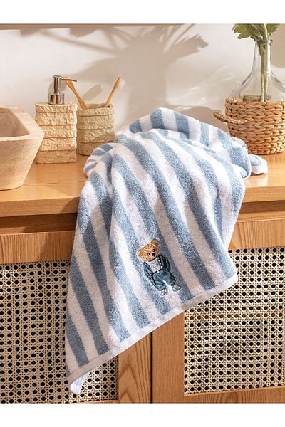 LC Waikiki Mixed Bear Teddy Embroidered Cotton Bath Towel 70X140 cm