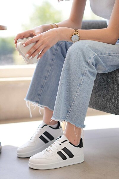 SOLAZER ADIDAS ALBE DE ZILNIC PENTRU FEMEI