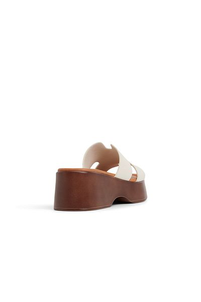 Call it Spring Blue L Cas Sandals For Women