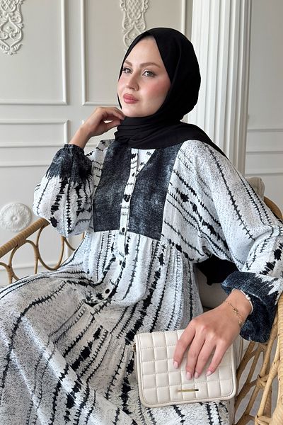 InStyle Batik Line Pattern Black Viscose Dress