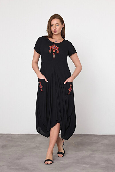 hazelin Γυναικείο μαύρο κέντημα με λεπτομέρεια τσέπη φαρδύ φόρεμα HZL25S-VM10361