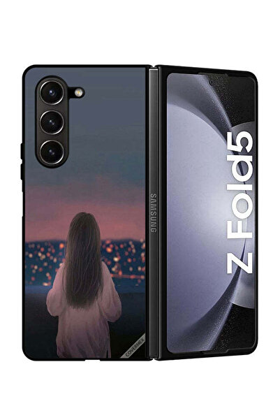 Covernex غطاء حماية لهاتف سامسونج جالاكسي زد فولد 5 - فتاة واقفة