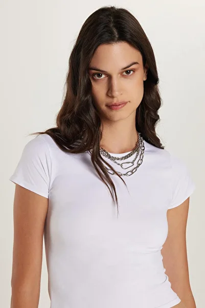 Tudors Women's Slim Fit Slim Fit Plain Basic Crew Neck White T-Shirt
