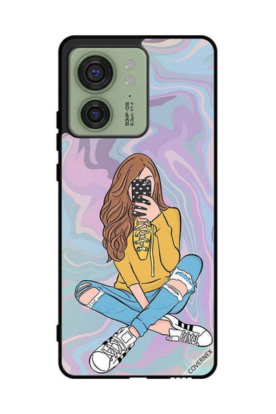 Covernex غطاء حماية لهاتف موتورولا إيدج 40 صورة فتاة تلتقط صورة