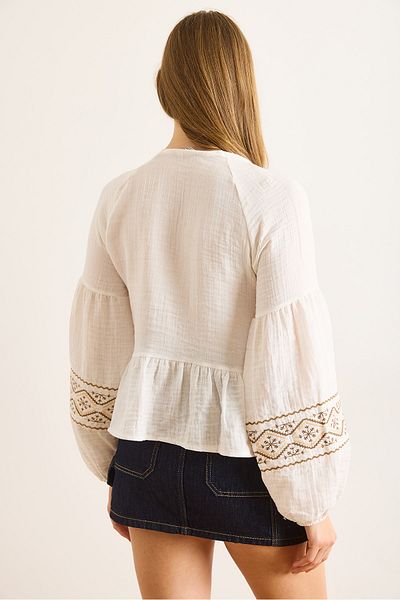 Olalook Γυναικεία Λεπτομερής Μπλούζα Bohemian Muslin με Κέντημα Λευκό Βιζόν BLZ-19003058